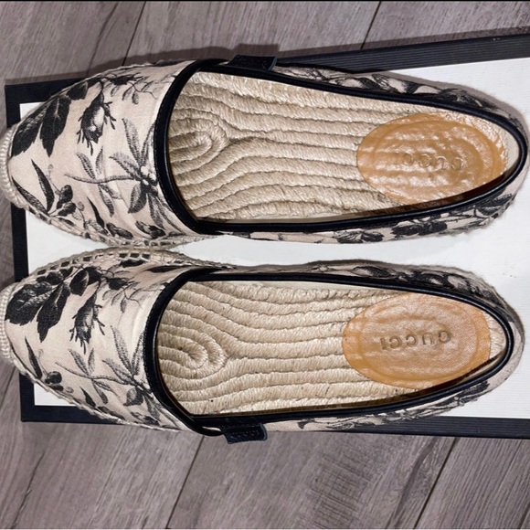 GUCCI Canvas Espadrilles - Picture 5 of 12